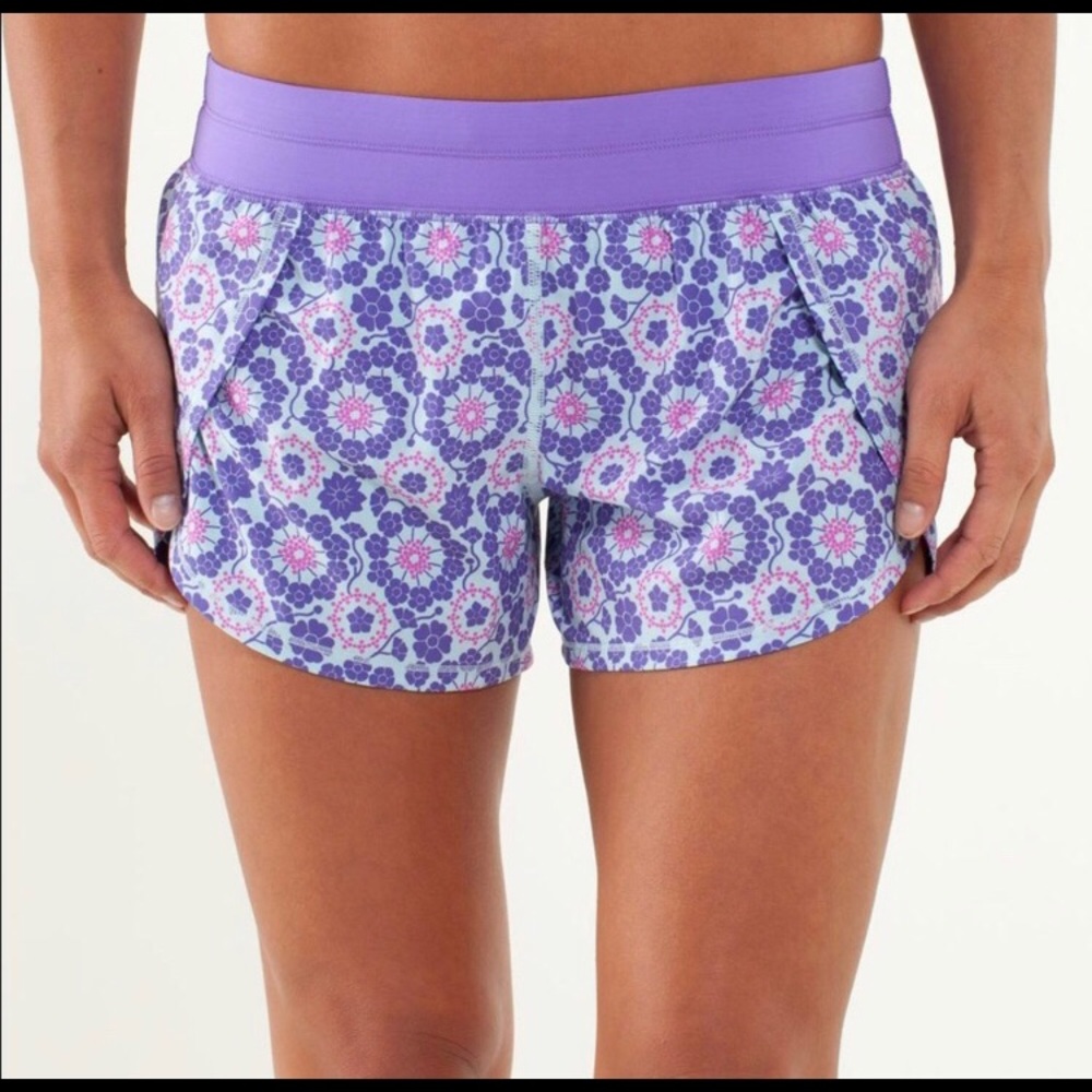 Poshmark shorts size 6